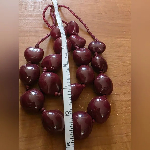 Super Chunky Statement Beaded Necklace - Picture 6 of 6